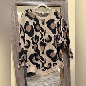 JODIFL Tan and Black Patterned Sweater